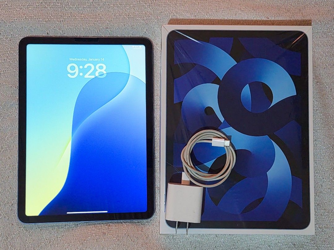 iPad Air (5th Generation) Wi-Fi 64GB (Category: iPad) located in Pasay City. Submitted by tin2gg (Listing ID 1415443062, Image 3). Description: Selling my lightly used iPad Air (5th Gen) 64GB. Includes original packaging, USB-C charging cable and adapter. iPad bought in 2023. Mostly used for virtual meetings, movie streaming, and reading. It already has a screen protector as well. Price: 21,000 (negotiable) - No long reservations. - Price negotia