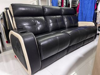 (Category: ) located in . Submitted by ctzsham (Listing ID 1415567638, Image 1). Description: .