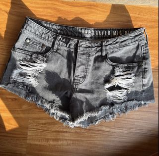 (Category: ) located in . Submitted by jqeyuu (Listing ID 1415564130, Image 1). Description: .
