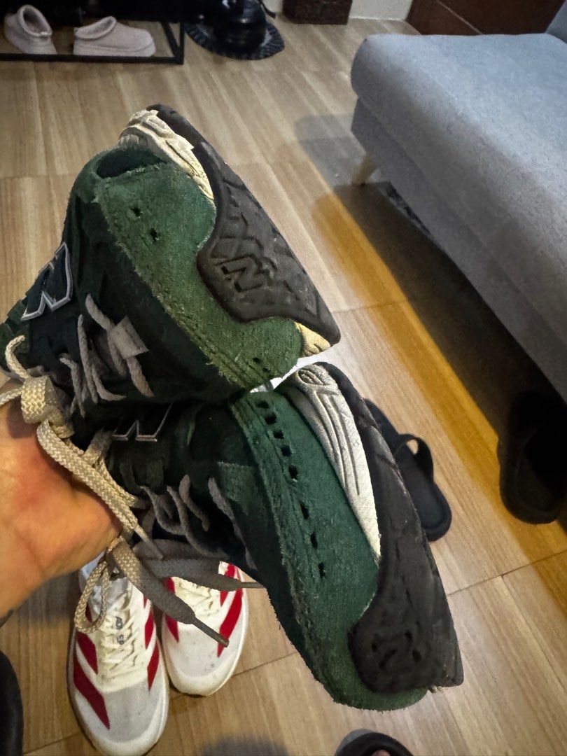 New Balance 1906R olive green (Category: Sneakers) located in Cavite. Submitted by daddy_ag (Listing ID 1415505355, Image 3). Description: Pair only Some signs of usage Not used for running.