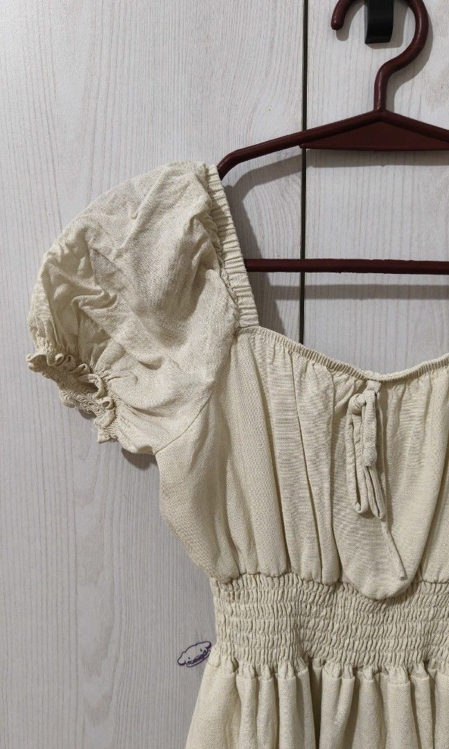 Nude Dress for kids (Category: Dresses) located in Las Pinas. Submitted by lm1205 (Listing ID 1415486973, Image 3). Description: Used once Good as new 10-13 yrs old No flaws/stains.