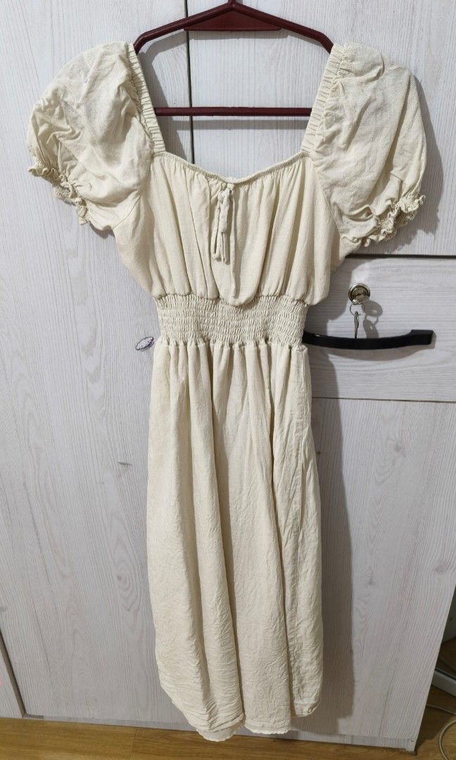 Nude Dress for kids (Category: Dresses) located in Las Pinas. Submitted by lm1205 (Listing ID 1415486973, Image 2). Description: Used once Good as new 10-13 yrs old No flaws/stains.