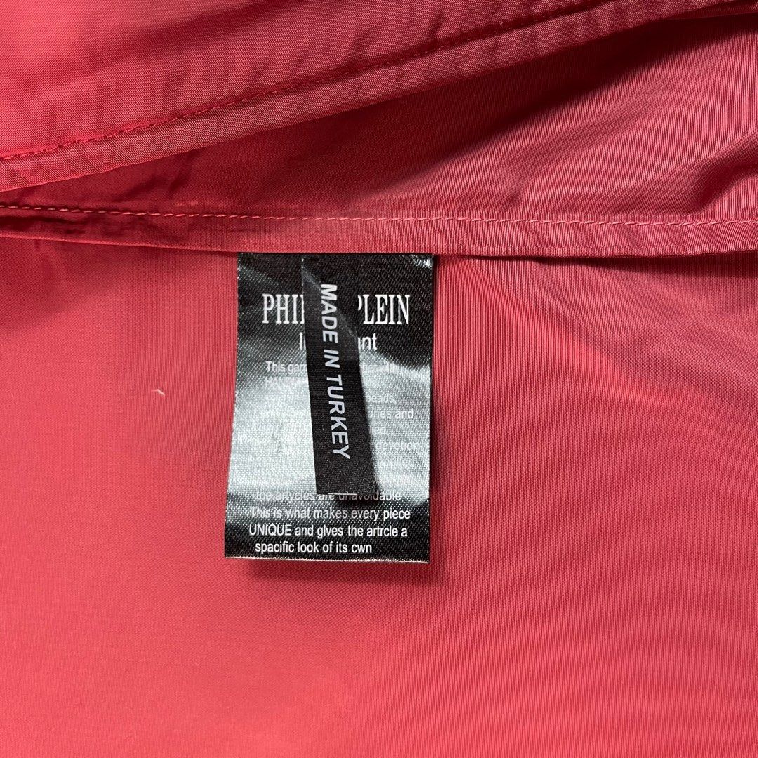 Philipp Plein - Nylon Vest (Category: Vests) located in Manila. Submitted by topshelf_v2 (Listing ID 1415610064, Image 3). Description: Item Description Size: XL Dimension Chest: 23” Shoulder: 18.5” Hem: 21” Length: 27.5” Condition: 9+/10 in excellent condition No issue .