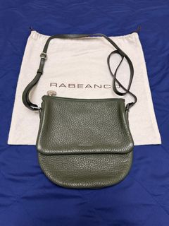 （分類：）位於 。 由 handbag_lover_hk 提交（商品編號 1415533562，圖片 1）。簡介： 。