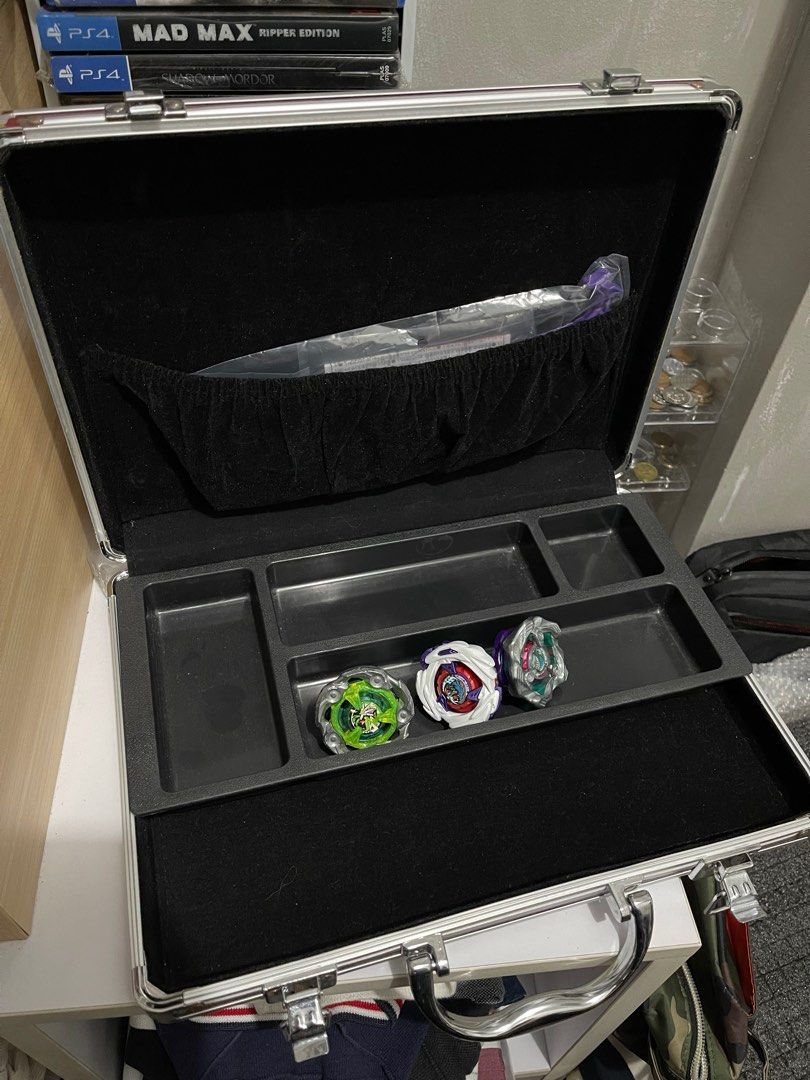 Rare Beyblade Storage Organizer Case One Piece Mihawk Briefcase Suitcase (Category: Belt bags, Clutches and Pouches) located in Taguig. Submitted by johnhb (Listing ID 1415622707, Image 2). Description: MOP: GCash MOD: Lalamove from BGC or Las Piñas.