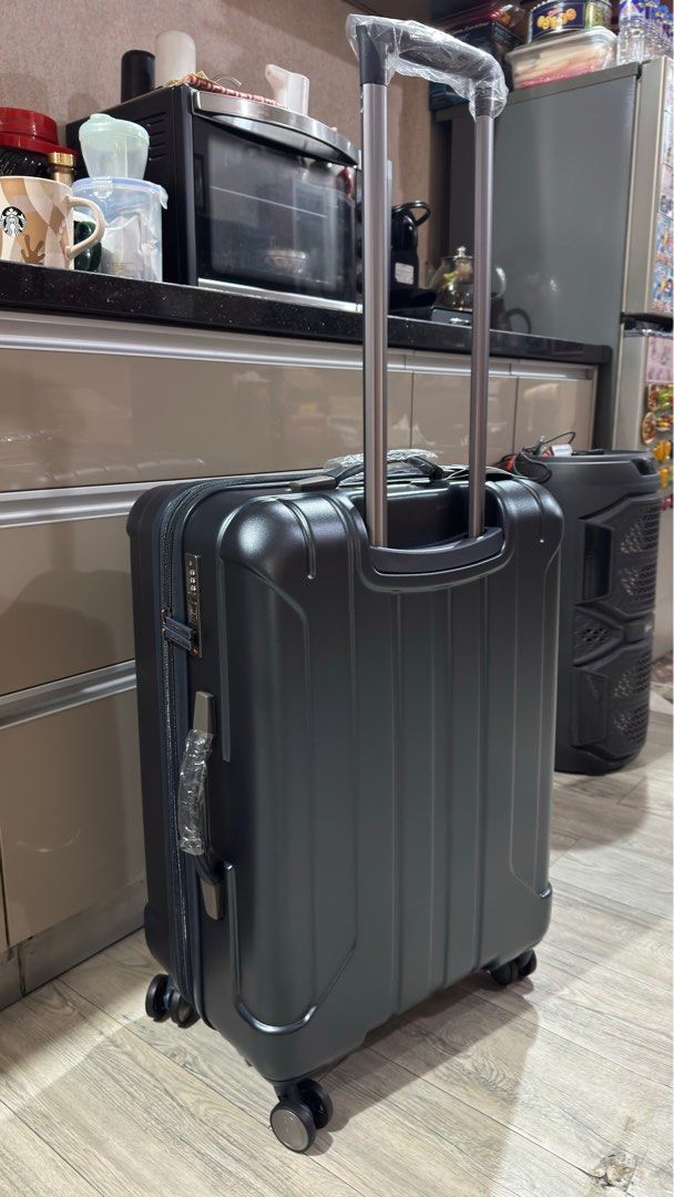 Samsonite Niar Spinner 66/24 (Graphite) (Category: Luggage) located in Malabon City. Submitted by jayzdeclutters (Listing ID 1415600603, Image 2). Description: Perfect for your next trip! :) RFS: Need bigger luggage Pricing Cheaper than the Orange App (Please see Photos) :) Samsonite Niar Spinner 66/24 in Graphite Comes with the ff: Original Box w/ Dust Bag Warranty Certificate (Inside the Luggage) Mode of Payment: Cash, BPI, or GCash Location: M