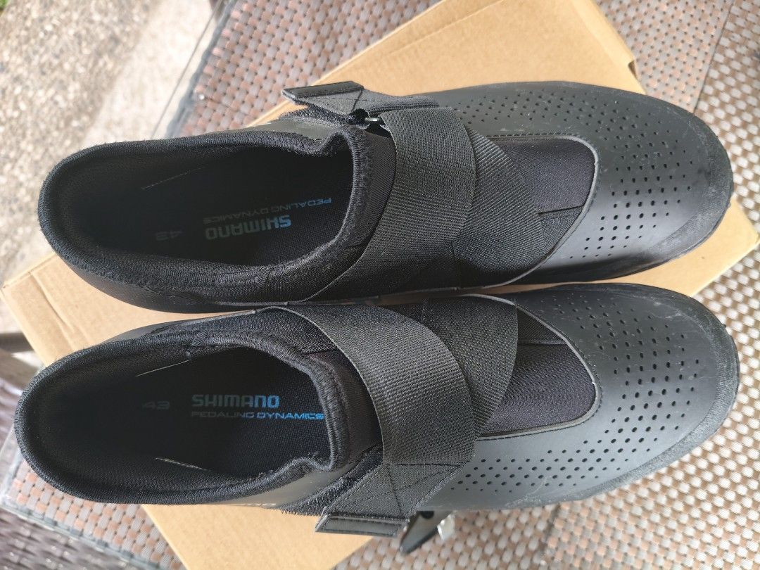 Shimano MX1 + Shimano ED500 Cleats (Category: Bicycles) located in Makati City. Submitted by joel_888 (Listing ID 1415464422, Image 2). Description: 5x used only. No issues. size 9 09175604969 for faster transaction.