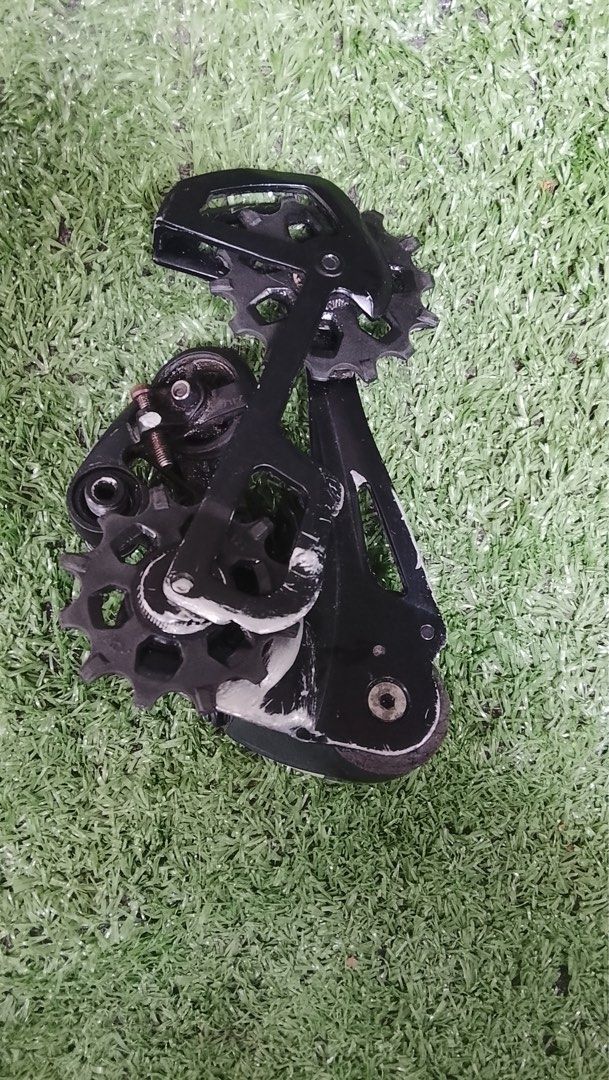 SRAM XO Rear Derailleur 11 speed (Category: Bicycles) located in Pasig City. Submitted by Nutrition_PH (Listing ID 1415456897, Image 2). Description: Used. Works very well. No shifting issue. Scratches See photo. Pulley wheels: Founder brand replaced.