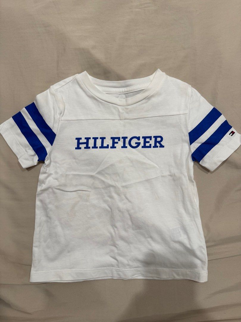 Tommy Hilfiger White Shirt 2T (Category: Babies & Kids Fashion) located in General Trias. Submitted by dphazel (Listing ID 1415544198, Image 1). Description: Best fit 2yo+.