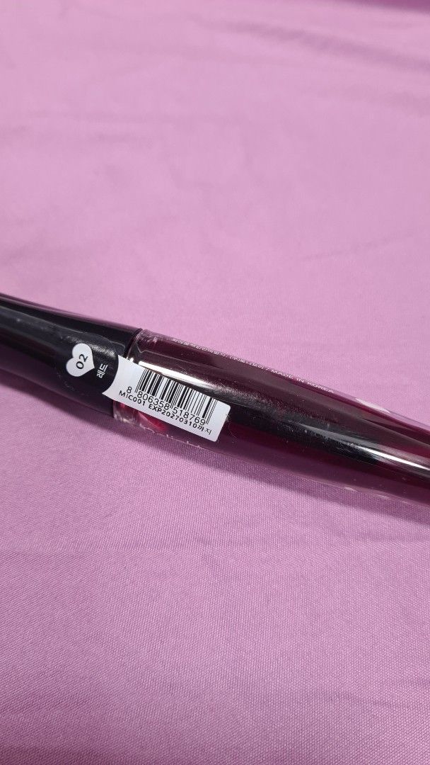 TonyMoly Delight Tony Tint - 02 (Category: Makeup) located in Lumban. Submitted by xtnsale (Listing ID 1415618559, Image 2). Description: - TonyMoly Delight Tony Tint - Shade: 02 - Color: Deep Red - Packaging: Clear tube with black cap - Authentic and brand new.