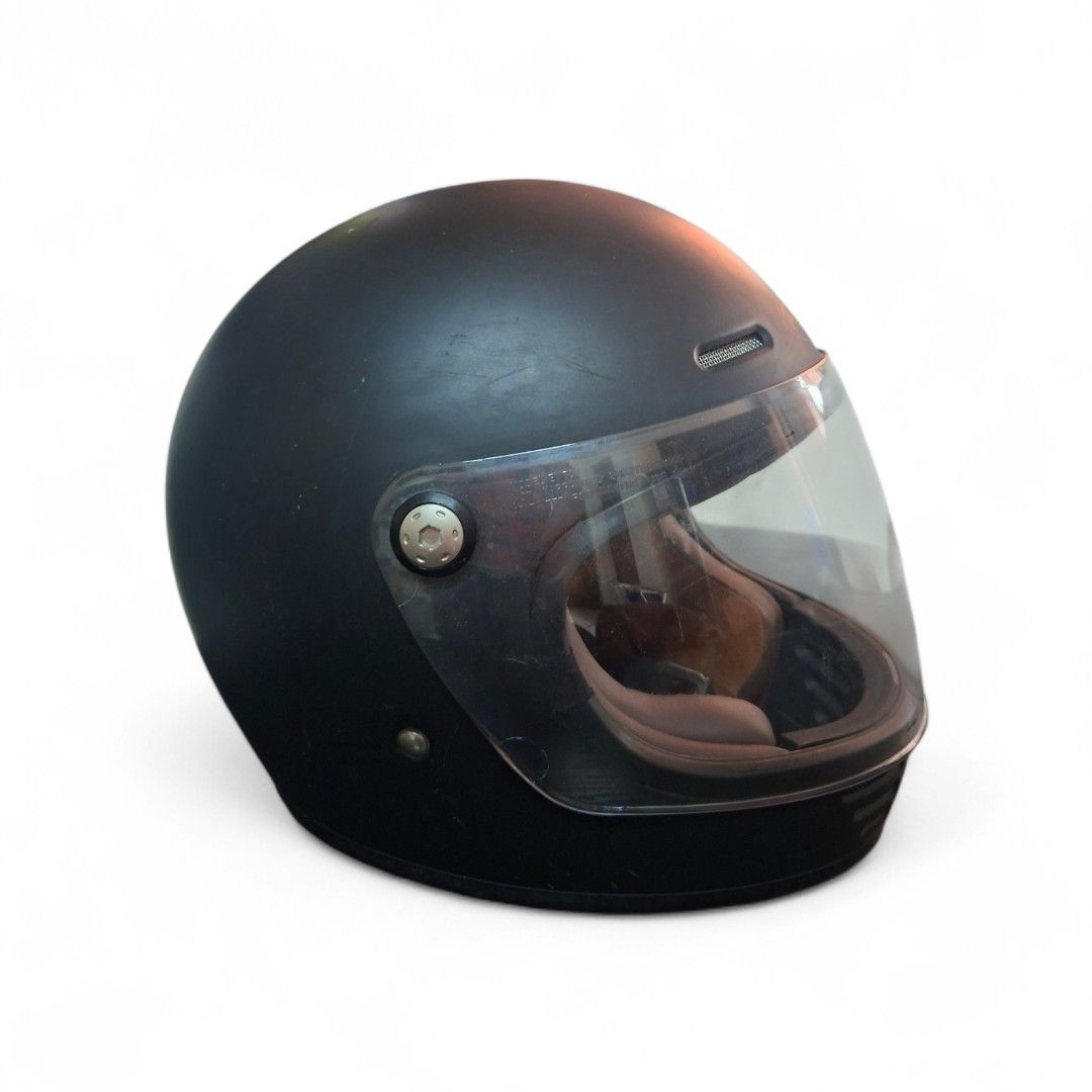 V152 Classic Full Face Helmet ROOK – Medium – With Box & Extra Visor (Category: Helmets and other Riding Gears) located in Manila. Submitted by altheasboutiqueph (Listing ID 1415497926, Image 2). Description: For Sale: ROOK V152 Classic Full-Face Motorcycle Helmet — Medium — With Box & Extra Visor Size: Medium (fits approx. 57–58 cm head circumference) Type: Full-face motorcycle helmet with single visor design (classic/retro look) Includes origin