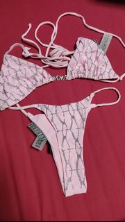 (Category: ) located in . Submitted by yumyumymmy3028 (Listing ID 1415554572, Image 1). Description: .