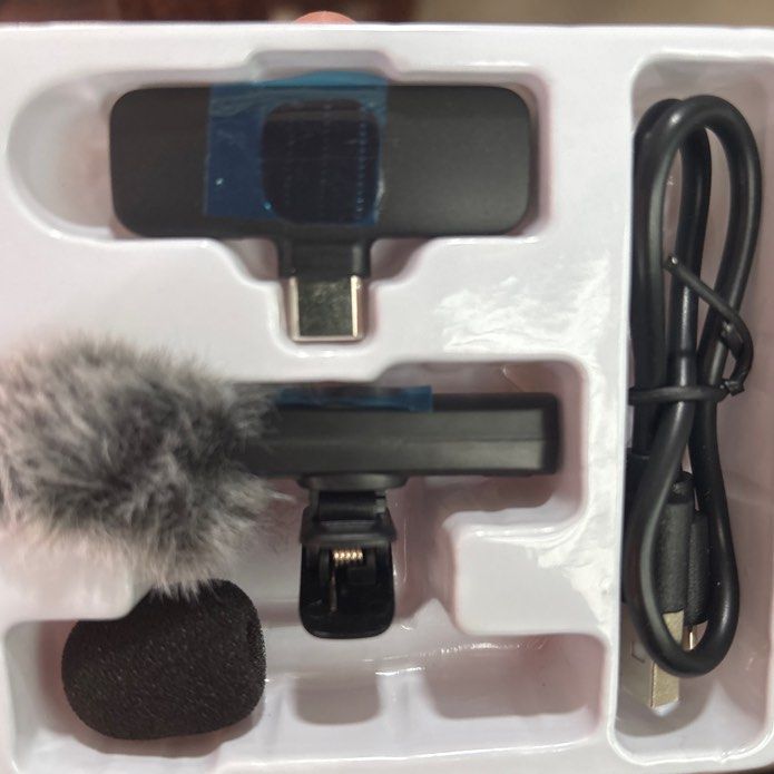 Wireless Microphone Set65076306568323110