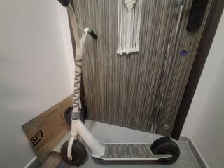 （分類：）位於 。 由 roybbb 提交（商品編號 1415565415，圖片 1）。簡介： 。