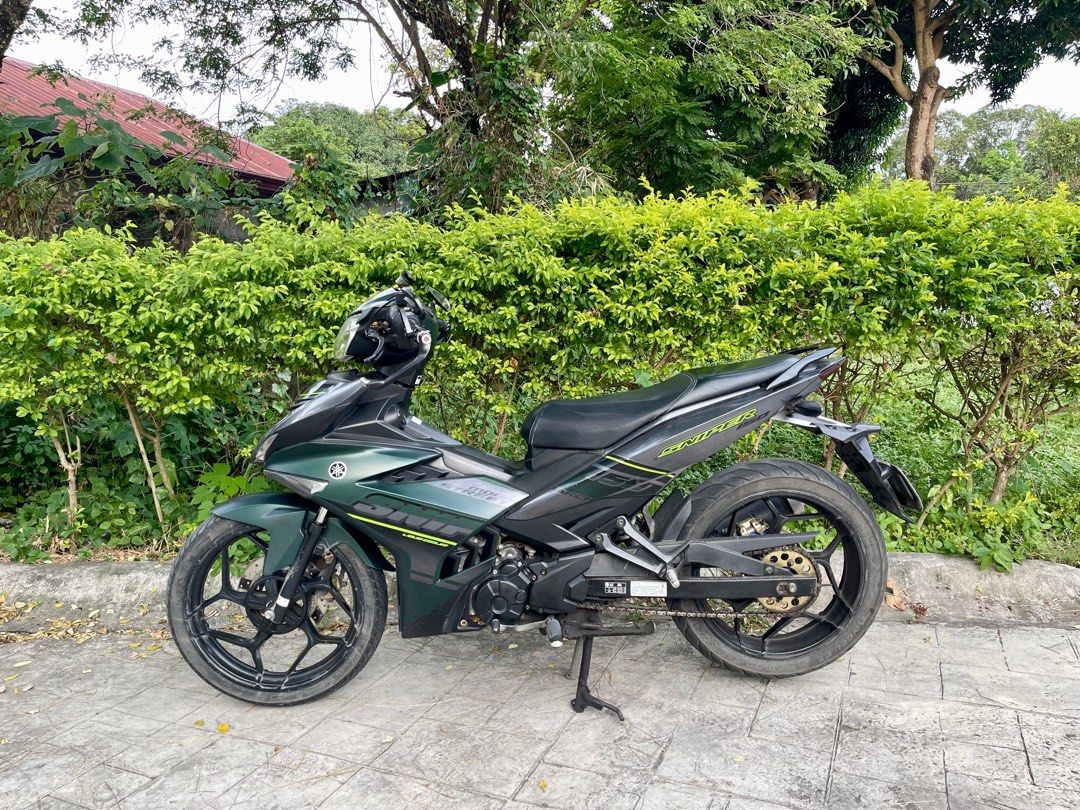Yamaha Sniper 150 (Category: Motorbikes for Sale) located in Manila. Submitted by dstrangerthings (Listing ID 1415592409, Image 2). Description: Sniper 150 v1 matte green (2019) - stock engine ( never pa na open) - all stock except (parts) - naka asio mags na worth 7k - angel ct tires - 7litters na din gas -negotiable for sure buyers 📌registration for renewal po 0910639 0374 for questions,kindly contact me directly for faster response. thank you