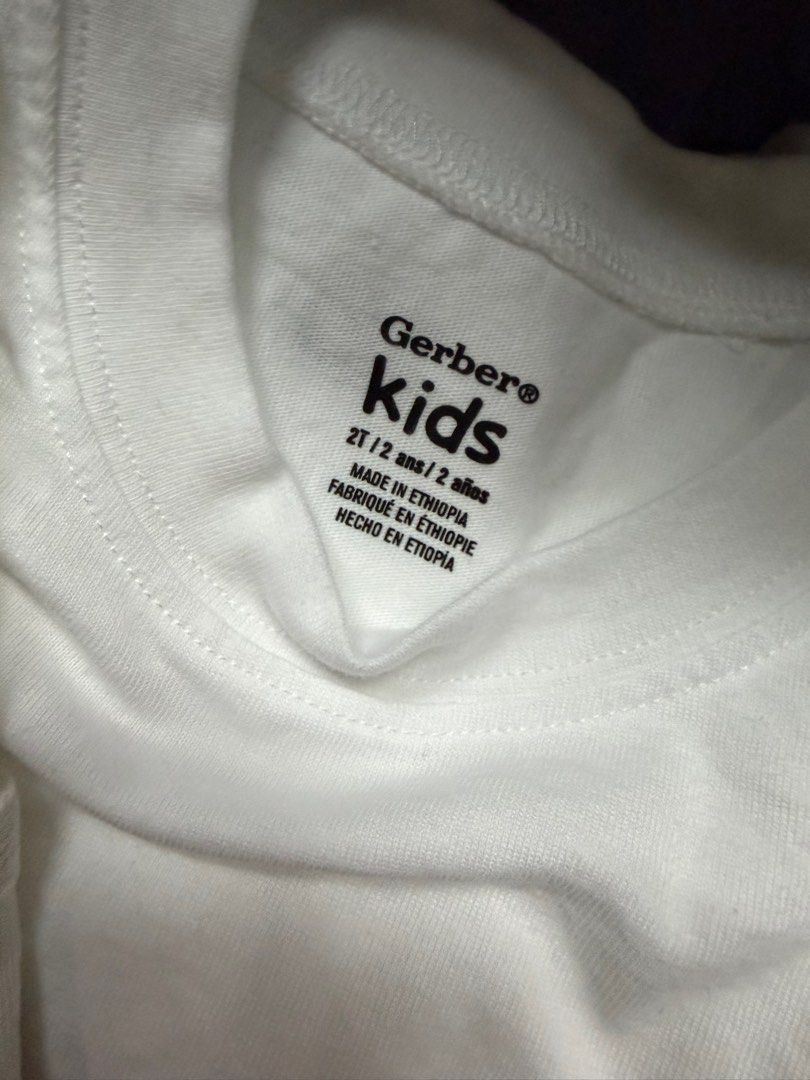 Zara Gerber white shirt (Category: Babies & Kids Fashion) located in Manila. Submitted by thekidshop (Listing ID 1415564555, Image 3). Description: Size 2T 18-24.