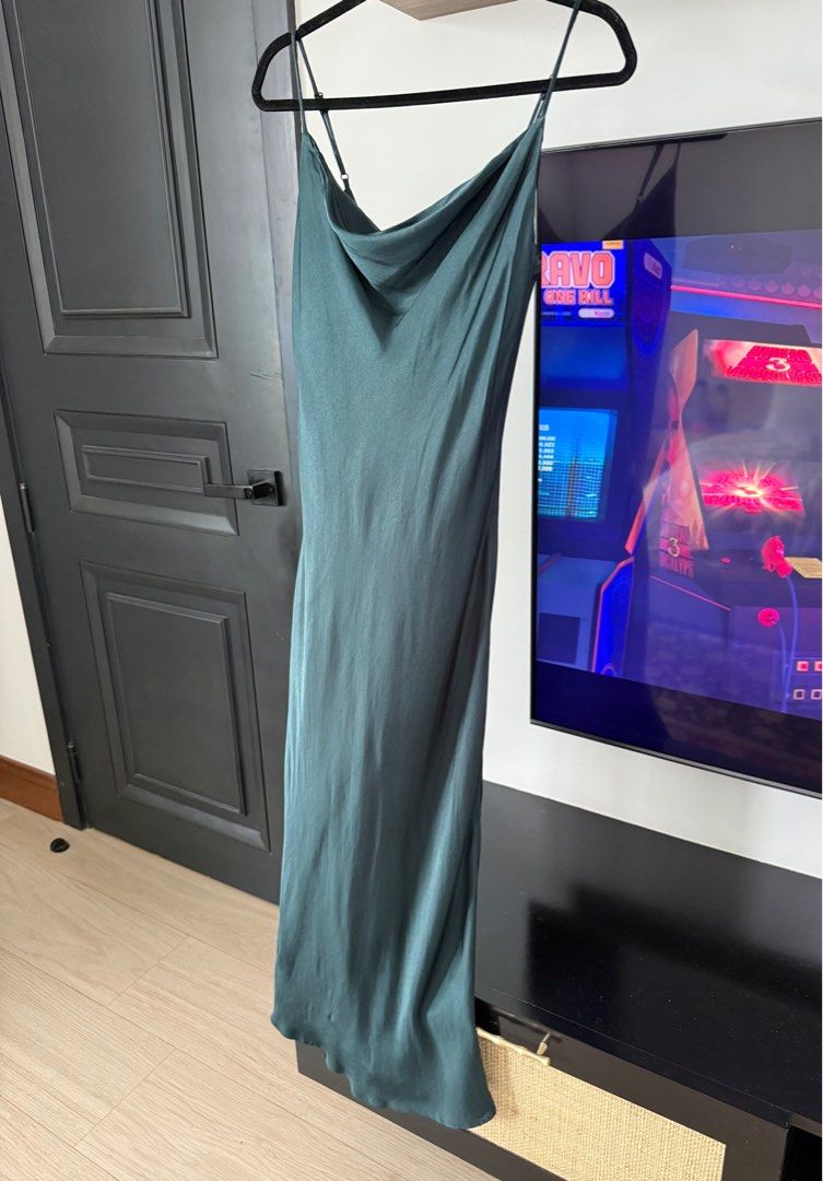 green satin slip dress zara Zara Dresses | Zara Satin Dress Bloggers Fav | Color: Green