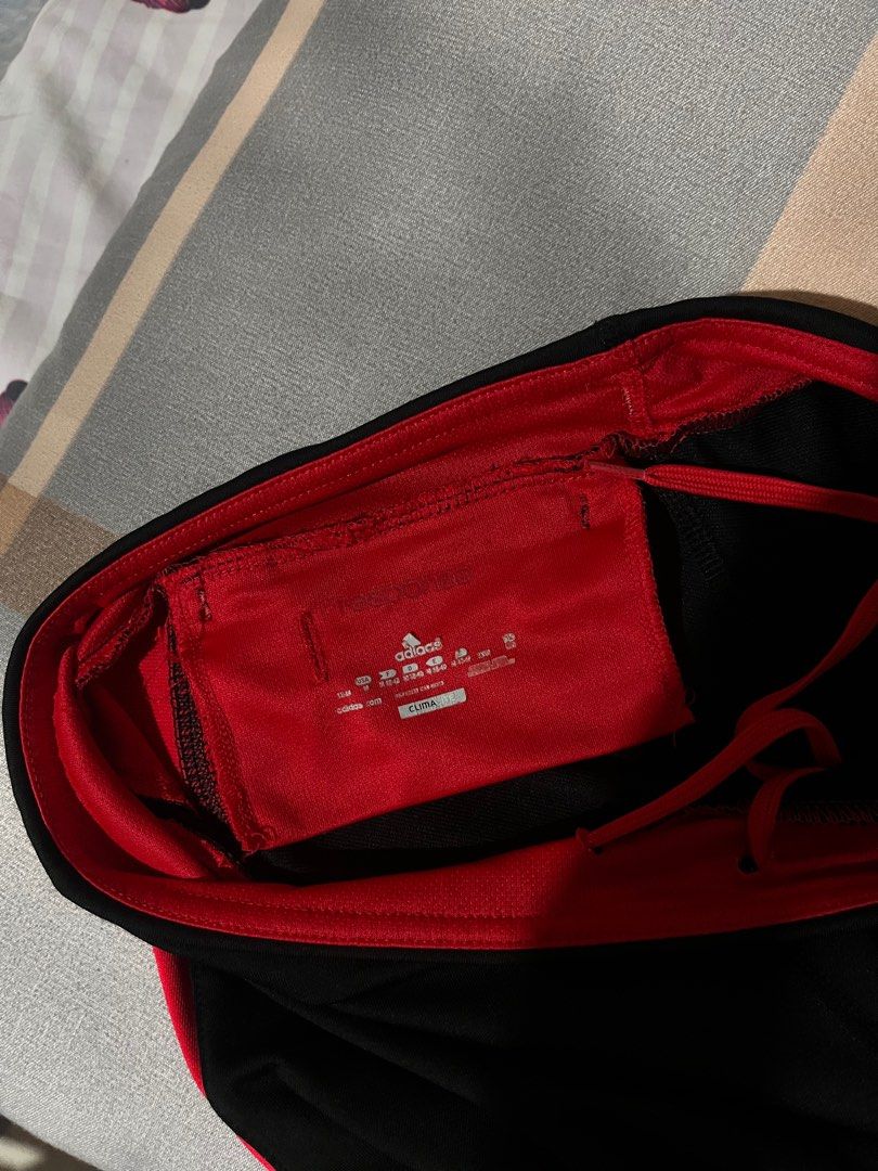SALE Adidas Response 3/4 Capris (Category: Activewear) located in Dinalupihan. Submitted by thechicstash (Listing ID 1415759384, Image 2). Description: - Colorblock Design - Moisture Management - Supportive Fit - Versatile Activewear - Good Condition .