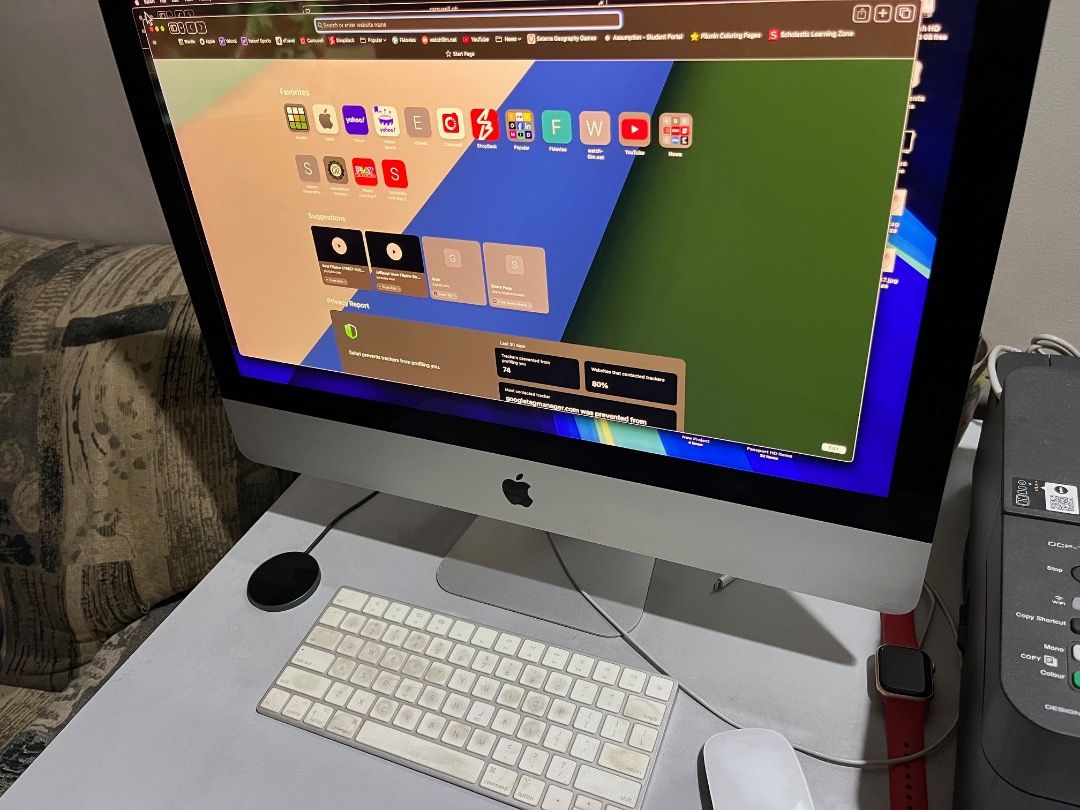Apple iMac 21.5 inch Desktop PC (Category: Desktops) located in Makati City. Submitted by joe.kool1 (Listing ID 1415793332, Image 1). Description: Apple iMac 21.5" - Intel Core i5 3.0 GHz - 8GB Memory - 1TB Fusion Drive - 2GB Radeon Pro 560X Graphics. Original price at US$1,449.99. - iMac (Retina 4K, 21.5-inch, 2019) includes wireless keyboard and mouse - Power cable included - Keyboard has plastic protector with visible wear - 21.5 Retina 4K dis