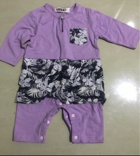 (Category: ) located in . Submitted by roserah.preloved (Listing ID 1415639778, Image 1). Description: .