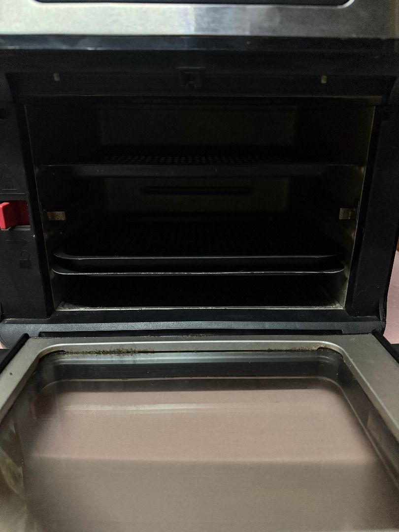 Baumann Multi Air Fryer XR (Category: Fryers) located in Antipolo. Submitted by bryan_james16 (Listing ID 1415766017, Image 2). Description: 【 Baumann Multi Air Fryer XR 】 📱 Specifications Model: BM-DT1010LD Max Capacity: 10 L Features: 7 in 1 Multi-Function Cooker, Rotisserie 🚢 Shipping Can do shipping. Buyer will shoulder the shipping fee. 🗒️ Note Slightly used. Original box included. .