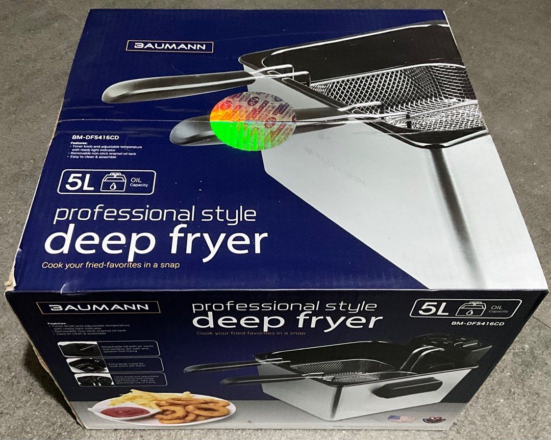 Baumann Professional Style Deep Fryer 5L (Category: Fryers) located in Makati City. Submitted by bastetandfriends (Listing ID 1415724360, Image 1). Description: Baumann Professional Style Deep Fryer with 5L oil capacity. Features timer and adjustable temperature control, air vents, and a viewing window. Includes 1 big basket and 2 small baskets. Detachable lid with air vents for safe and splatter-free frying. Cook your favorite fried foods with e