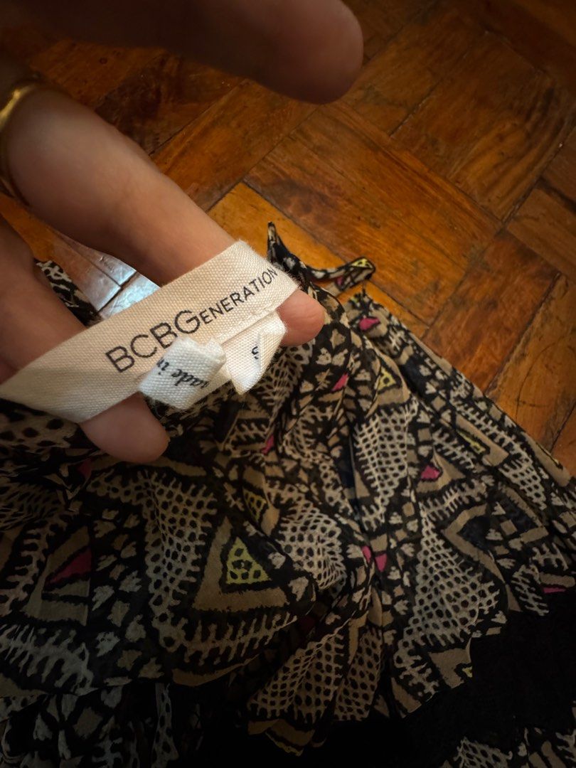 Coachella shorts Bcbg Top and bottom (Category: Luxury Apparel) located in Quezon City. Submitted by jmako (Listing ID 1415682025, Image 2). Description: Small Beach ootd .