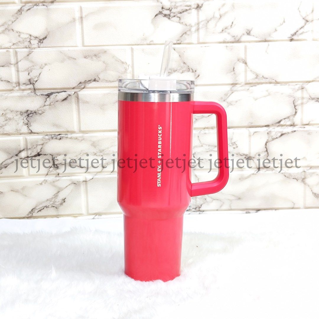 Berry 40oz Stanley + Starbucks (Category: Water Bottles & Tumblers) located in Quezon City. Submitted by jetjetph (Listing ID 1415736206, Image 1). Description: Berry 40oz Stanley + Starbucks Philippine-exclusive 🇵🇭 comes with SKU. Released in June 2023 P4,500+ shipping fee. MOP: online merchants/cash Shipping from QC Open for meet-ups around QC/Manda/Makati/BGC PM for more inquiries. .