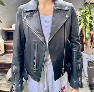 （分類：）位於 。 由 kc_closet 提交（商品編號 1415684493，圖片 1）。簡介： 。