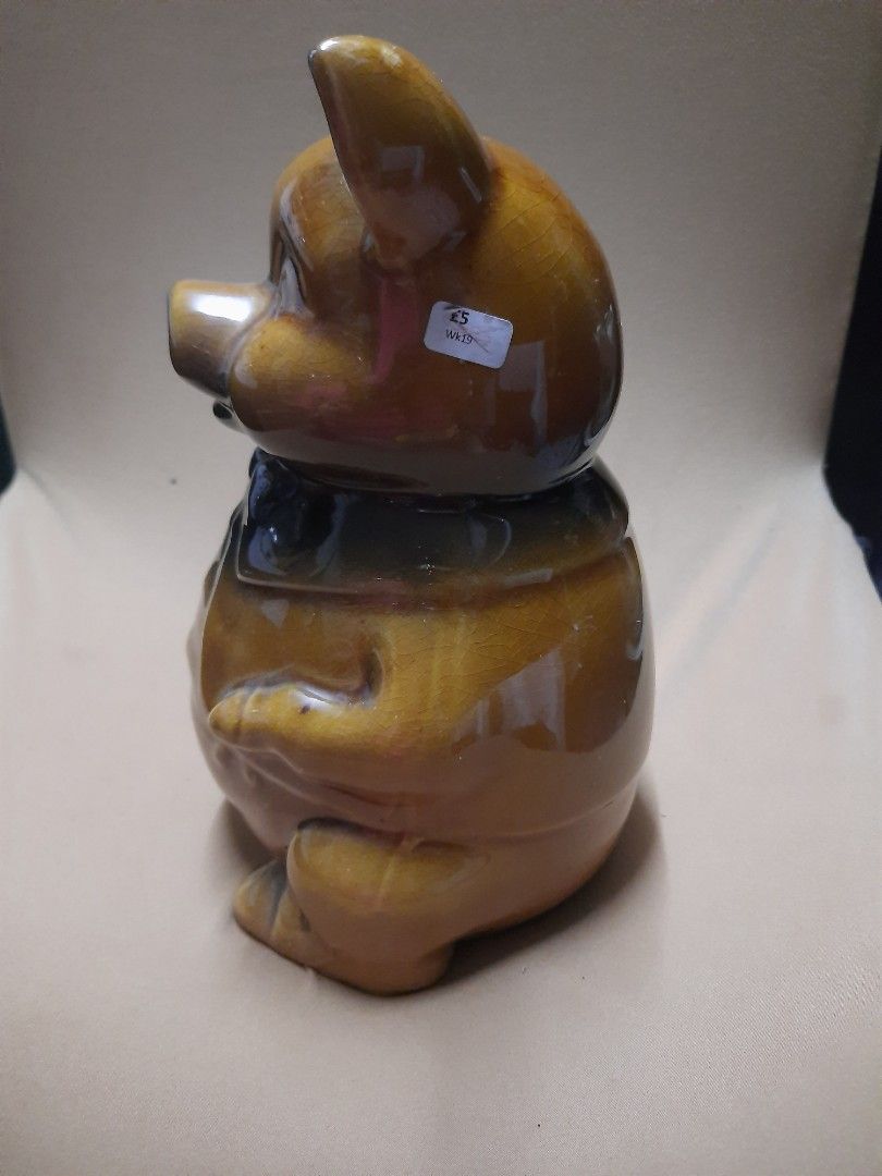 Ceramic pig coin bank 9x6" big England origin (Category: Vintage Collectibles) located in Manila. Submitted by luckycharm_215 (Listing ID 1415800983, Image 2). Description: Large size.