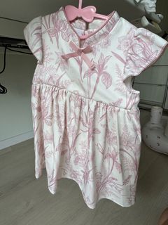 (Category: ) located in . Submitted by vintageglory (Listing ID 1415690674, Image 1). Description: .