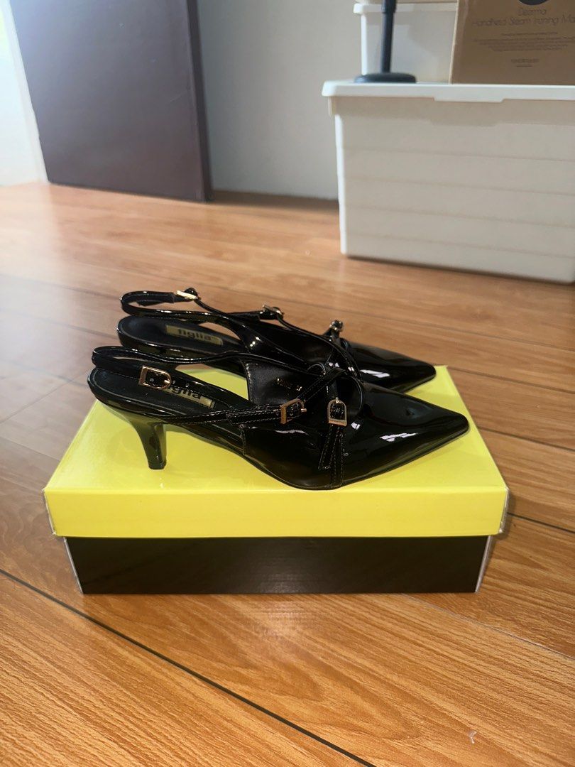 Figlia Black Kitten Slingback Office Heels (Category: Heels) located in Manila. Submitted by igta05 (Listing ID 1415672623, Image 2). Description: - Selling it for ₱1,000 ONLY (SRP: ₱1,500) - Used once only - Includes original box and extra heel tips - Size 37 - Pointed toe design - Buckle details - Adds sophistication to any outfit.