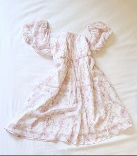 (Category: ) located in . Submitted by hydrangea92 (Listing ID 1415666469, Image 1). Description: .