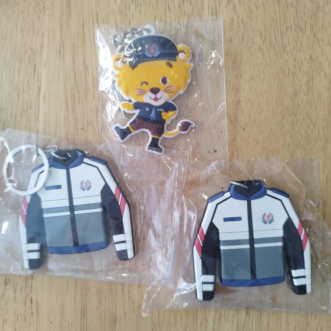 [FREE COURIER] SPF Keychains - Lion & TP Jacket, Everything Else on ...
