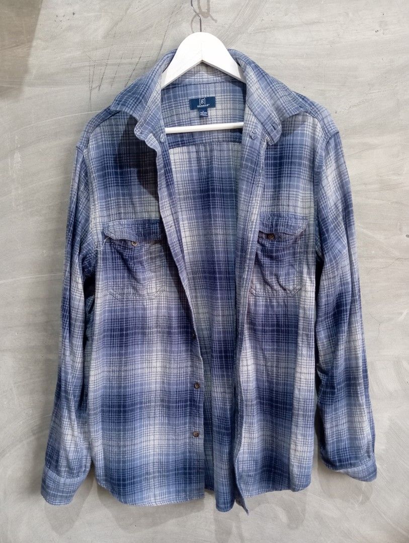 George Blue Flannel Plaid Shirt (Category: Tshirts & Polo Shirts ) located in Bulacan. Submitted by flipsrus (Listing ID 1415741865, Image 1). Description: - Size: L W23 x L31 - 9.5/10 Condition.