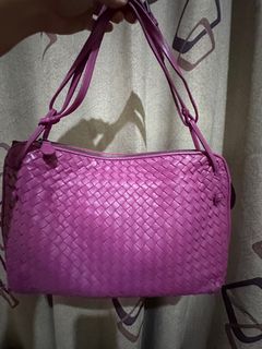 (Category: ) located in . Submitted by mysweetcorner (Listing ID 1415770922, Image 1). Description: .