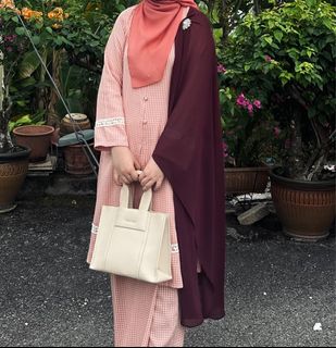 (Category: ) located in . Submitted by alya.antasha (Listing ID 1415654098, Image 1). Description: .