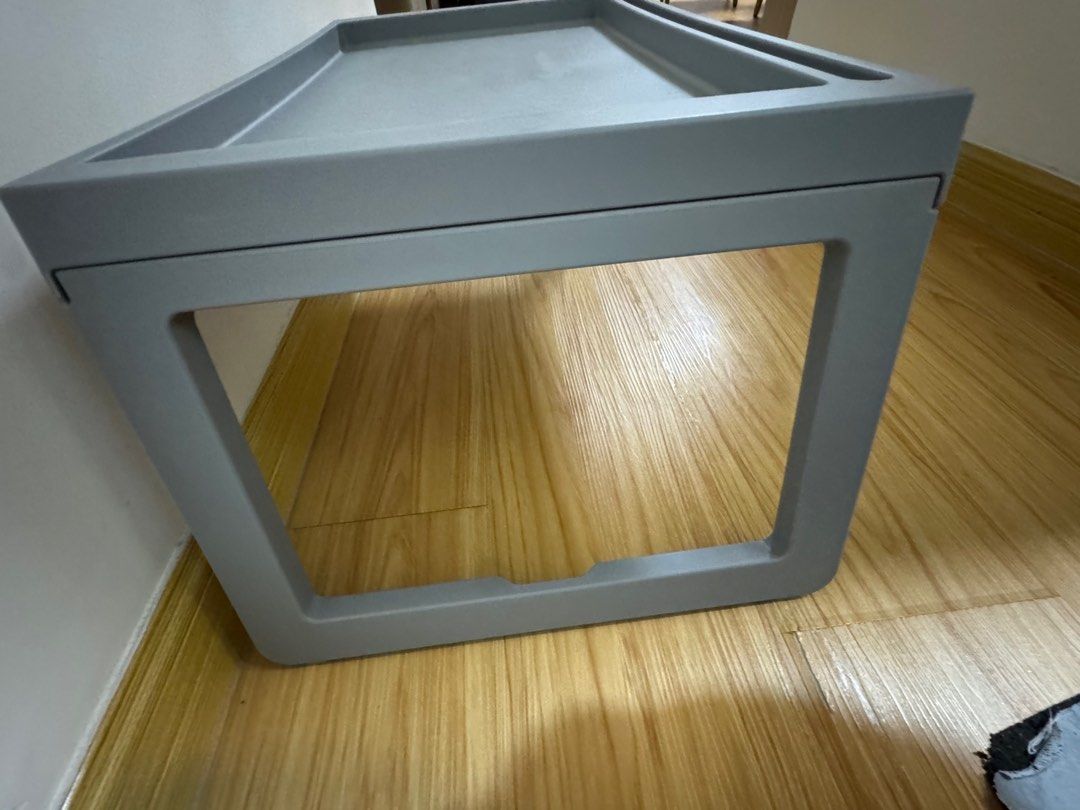 IKEA 灰色懶人枱 （分類：桌子）位於 Hong Kong。 由 kkkkkkbbb 提交（商品編號 1415805365，圖片 3）。簡介： Ilea灰色懶人枱。