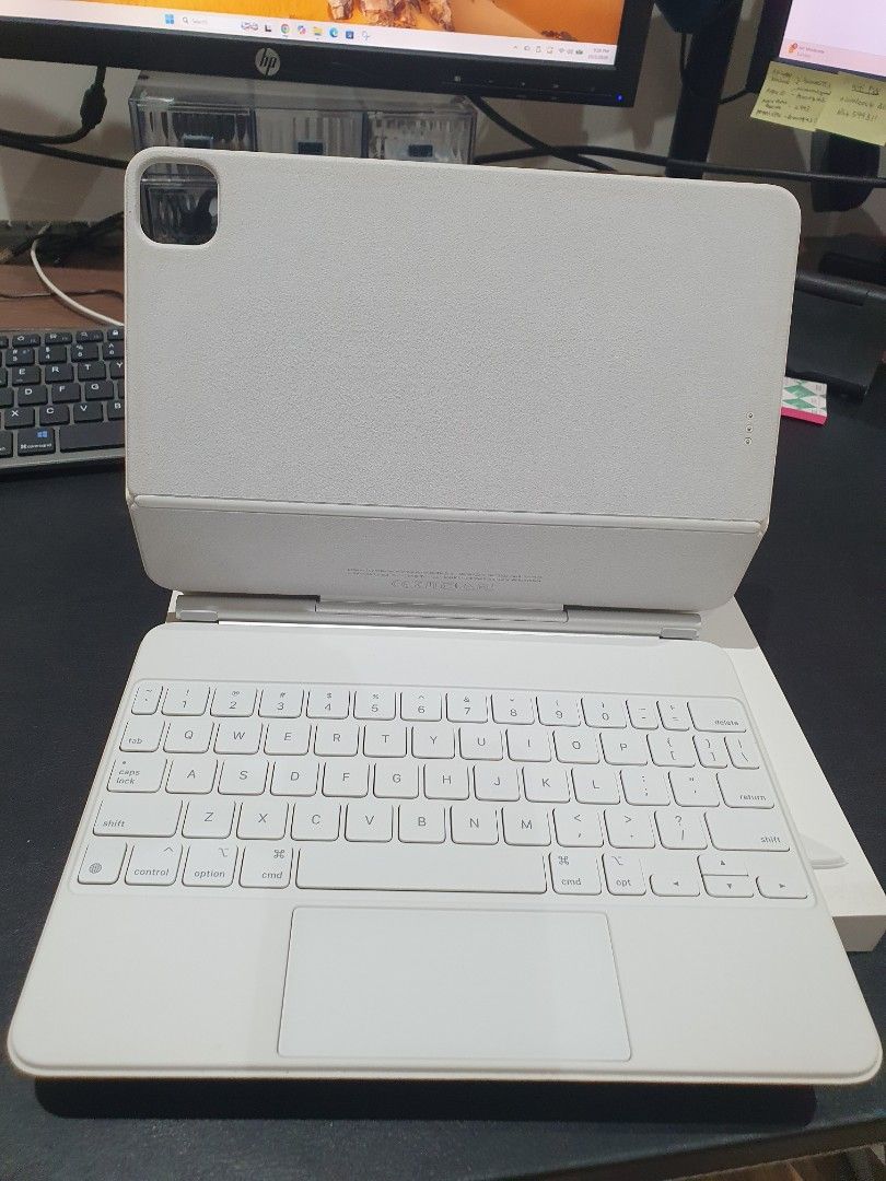 iPad Magic Keyboard (Category: Computer Keyboard) located in Kuala Lumpur. Submitted by 2ndChanceItems (Listing ID 1415769331, Image 1). Description: - Apple iPad Magic Keyboard - Clean, modern design - White color - Enhances iPad productivity - Can be use for iPad Air 4th Gen, iPad Pro 11" - Lightly used, selling it as not using it much, prefer desktop .