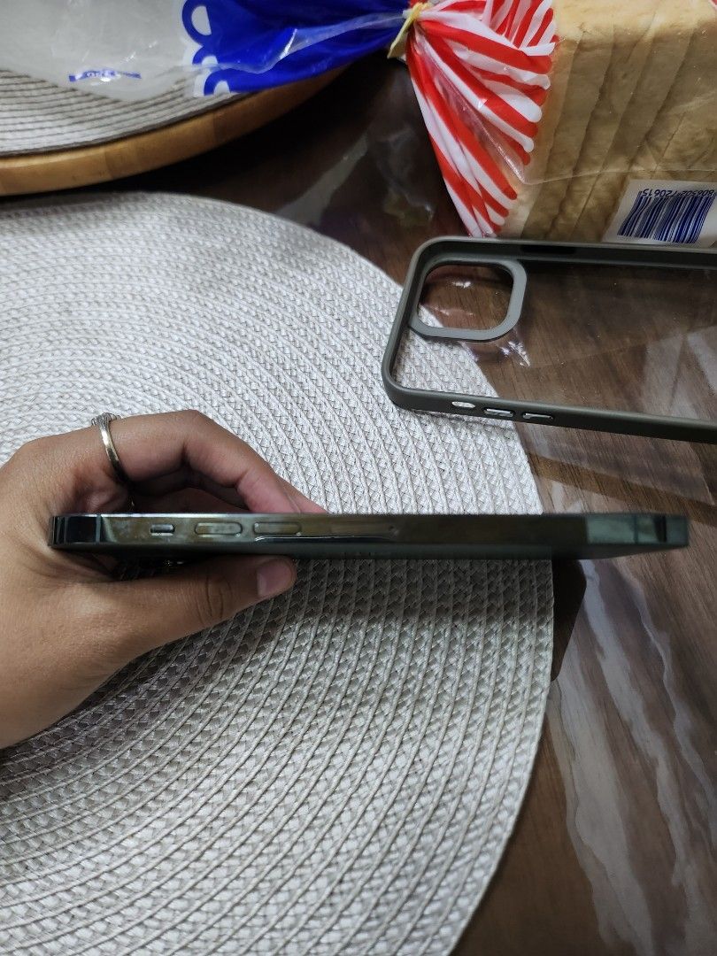 Iphone 13 pro max | 128 gb | 86% BH (Category: iPhone 13 Series) located in Bacoor. Submitted by coach.cornerph (Listing ID 1415638124, Image 3). Description: Iphone 13 pro max | 128gb LAST PRICE POSTED. FIX FIX FIX • 86% BH • Bought from powermac store • Unli reset (no cloud issue) • Unli check • No dents but with VERY minimal and unnoticeable paint chips (just a small dot) • No history of repair • No Issue/ replaced parts • True tone working • 