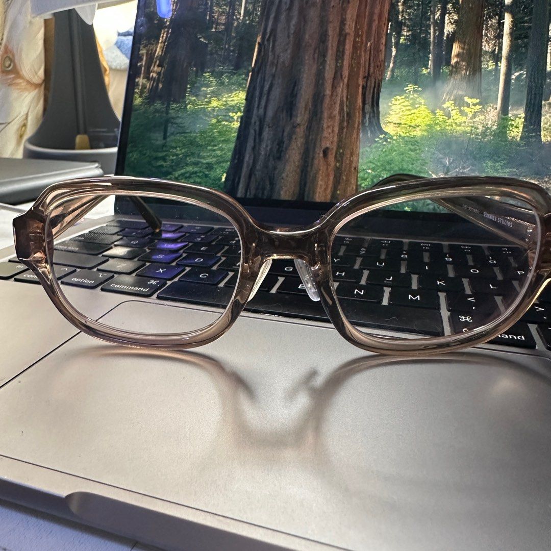 Lark in Sesame Sunnies Studios Eyeglasses (Category: Sunglasses & Eyewear) located in Manila. Submitted by samoure (Listing ID 1415650932, Image 2). Description: - Sunnies Studios eyeglasses - Lark in sesame - With grade but you can have the lens changed :) .