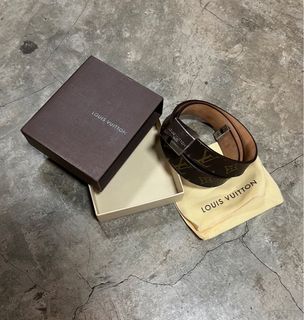 (Category: ) located in . Submitted by closetgc.clothingshop (Listing ID 1415777923, Image 1). Description: .