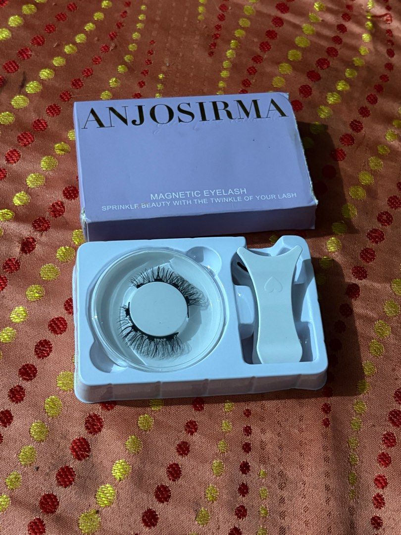 Magnetic False Eyelashes (Category: Makeup) located in Navotas City. Submitted by iceee21 (Listing ID 1415736654, Image 2). Description: Loc: Navotas Delivery: lalamove/jnt.