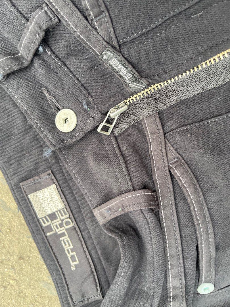 Marithe francois Girbaud le casual jeans (Category: Jeans) located in Bacoor. Submitted by 4103archivalgarmentph (Listing ID 1415804202, Image 3). Description: - Girbaud black jeans - Zip fly and button closure - Slim fit design - Unique stitching details - Two back pockets with button accents - Durable fabric for everyday wear -32w -40L -8hem -skreatchable.