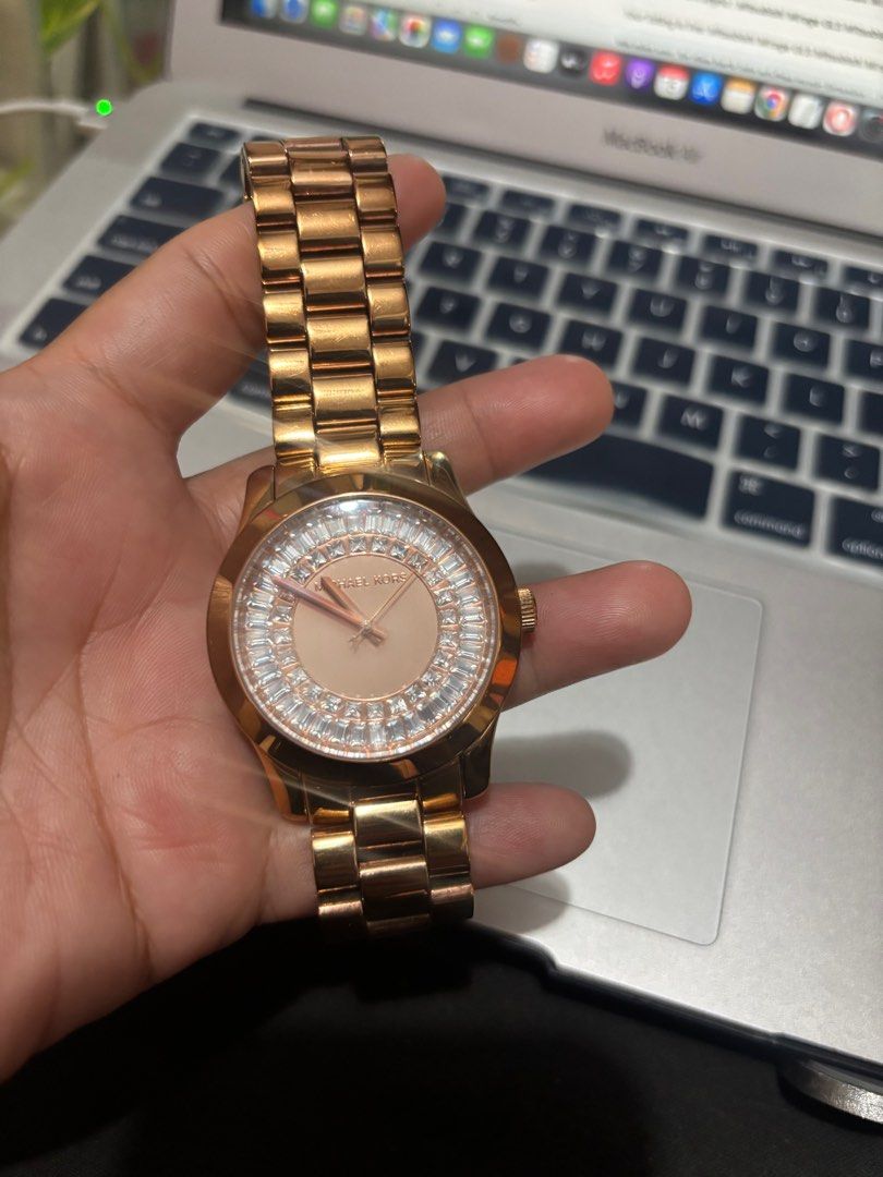 Original Michael Kors Rose Gold Watch Complete (Category: Women's Watches) located in Quezon City. Submitted by qualitystoreshop (Listing ID 1415648179, Image 2). Description: For Sale! Complete with box and Links Michael Kors MK6533 Rose Gold Women’s Watch Elegant rose gold finish with crystal accents around the face. Quartz movement, reliable and stylish. Excellent wearable condition, working perfectly, minimal signs of wear. With Box and Compl