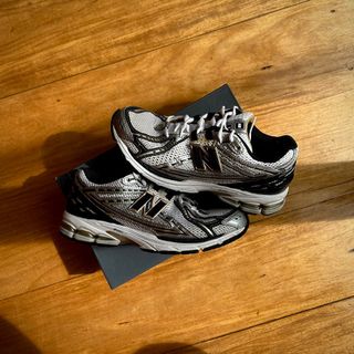 (Category: ) located in . Submitted by threefold.finds (Listing ID 1415678042, Image 1). Description: .
