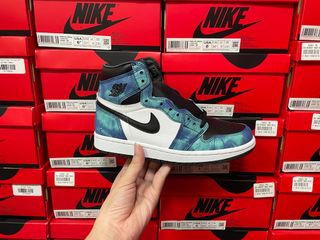 (Category: ) located in . Submitted by solekickssg (Listing ID 1415651778, Image 1). Description: .