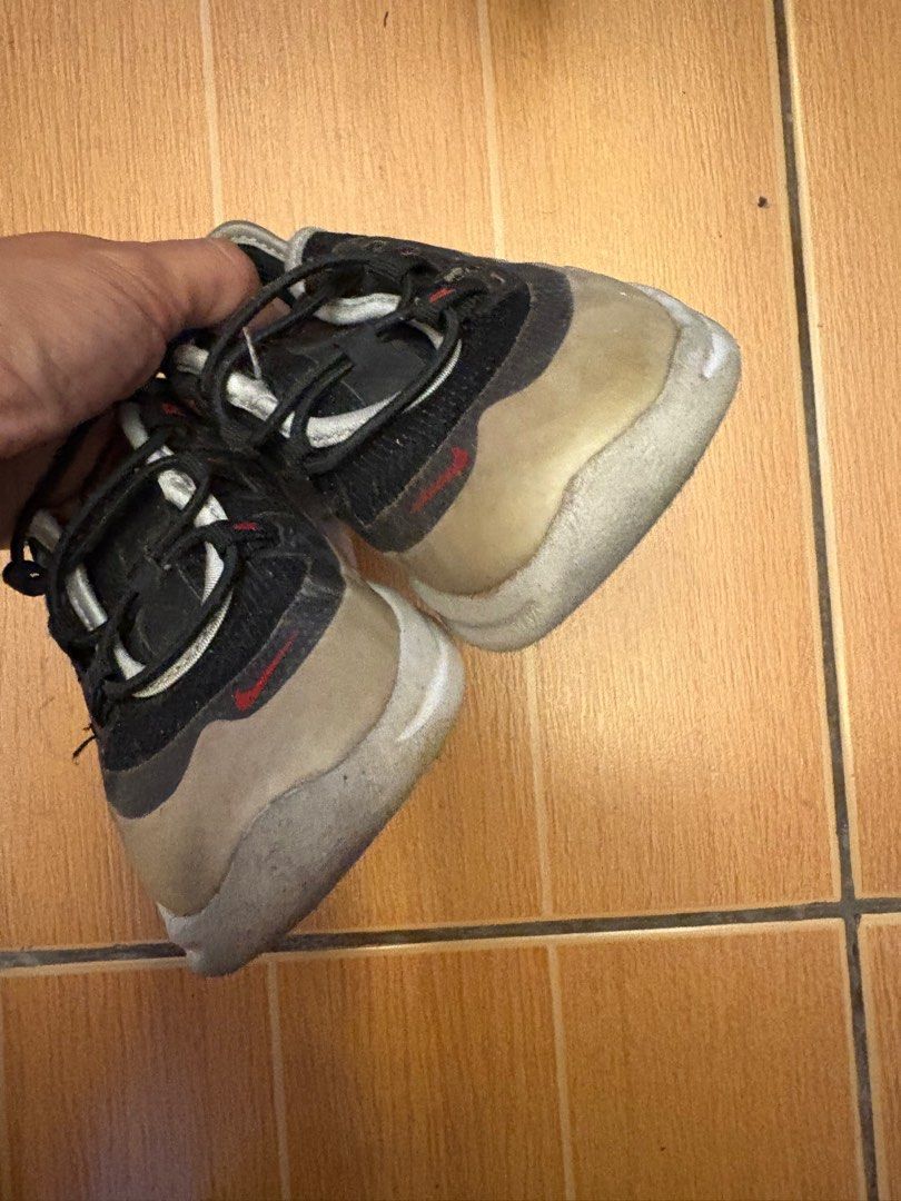 Nike airmax kids 15cm (Category: Babies & Kids Fashion) located in Malolos. Submitted by 3Coolitz (Listing ID 1415676870, Image 3). Description: .