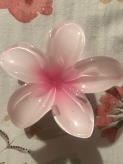 (Category: ) located in . Submitted by ddalgicake (Listing ID 1415752312, Image 1). Description: .