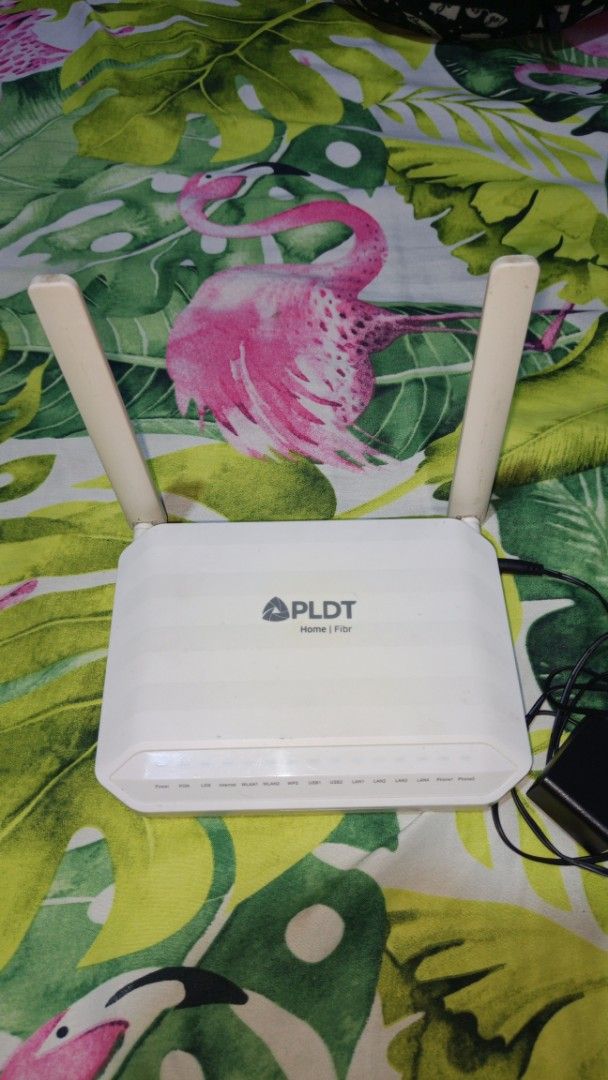 PLDT and Converge Routers (Take All) (Category: Networking) located in Navotas City. Submitted by computerhardwaresoftware (Listing ID 1415732274, Image 3). Description: - Available: PLDT Home Fibr and Converge routers - Color: White - Includes: Antennas and power adapters - Converge router has a green and black sticker.